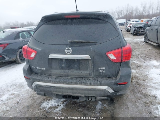 5N1DR2MM2JC639136 Nissan Pathfinder