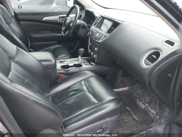 5N1DR2MM2JC639136 Nissan Pathfinder