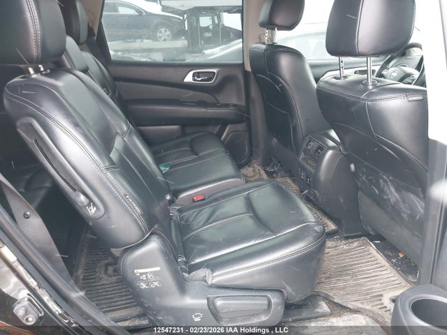 5N1DR2MM2JC639136 Nissan Pathfinder