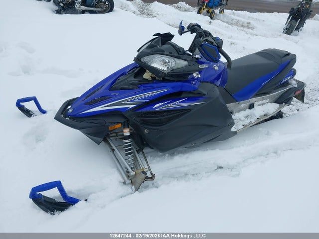 12547244 :رقم المزاد ، JYE8HG003BA001543 vin ، 2011 Yamaha  مزاد بيع