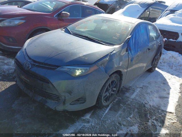 2T1BURHE8JC109489 Toyota COROLLA LE