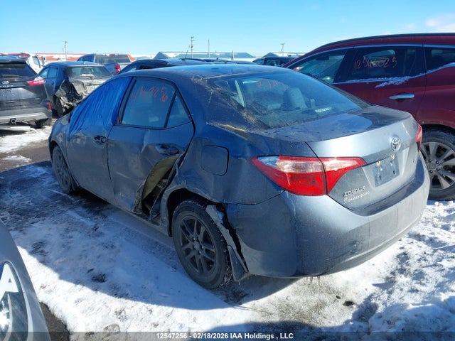 2T1BURHE8JC109489 Toyota COROLLA LE