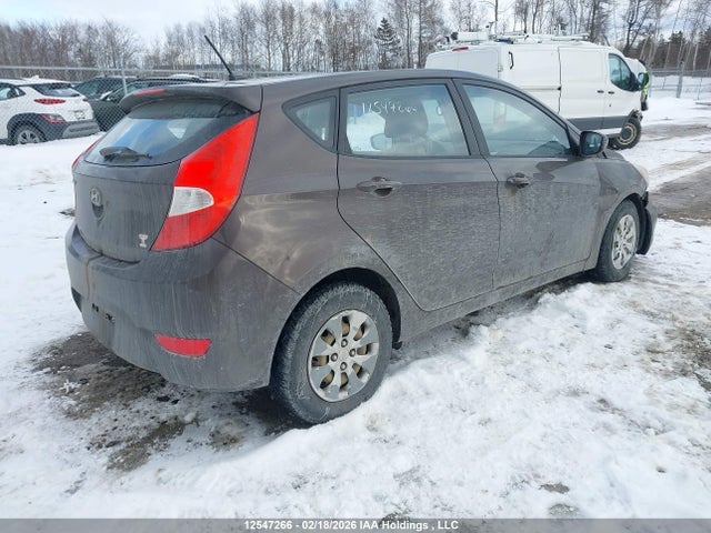 12547266 :رقم المزاد ، KMHCT5AE1FU207649 vin ، 2015 Hyundai Accent Gs مزاد بيع