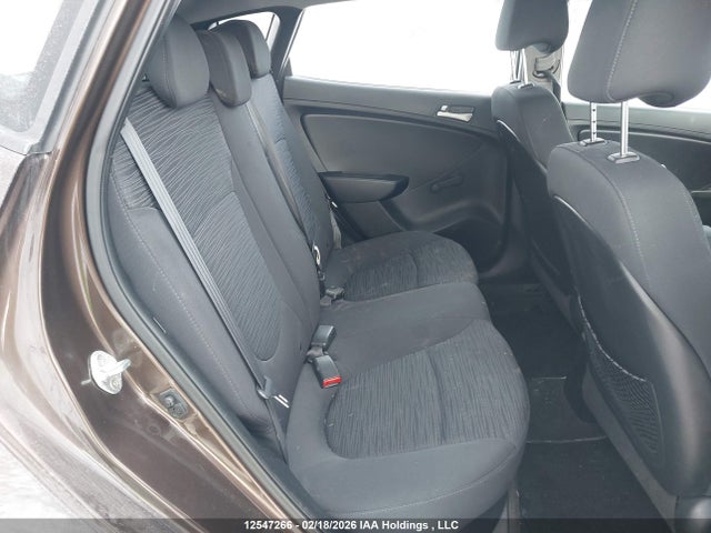 12547266 :رقم المزاد ، KMHCT5AE1FU207649 vin ، 2015 Hyundai Accent Gs مزاد بيع