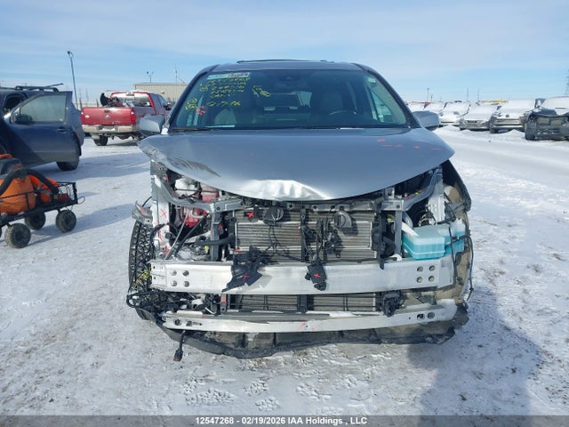 12547268 :رقم المزاد ، 5TDGRKEC3SS277616 vin ، 2025 Toyota Sienna Xle 8-passenger مزاد بيع