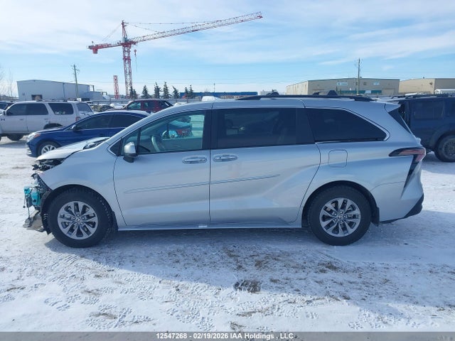 12547268 :رقم المزاد ، 5TDGRKEC3SS277616 vin ، 2025 Toyota Sienna Xle 8-passenger مزاد بيع