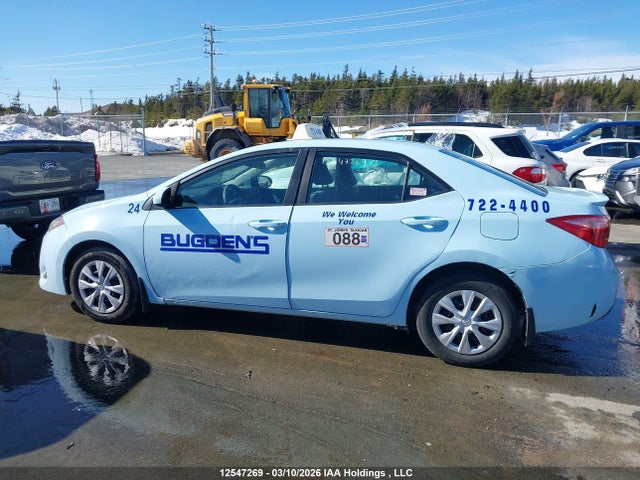 2T1BURHE3KC245952 Toyota COROLLA CE