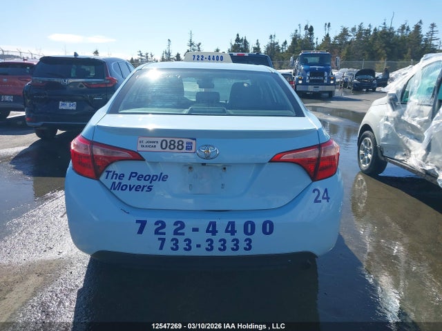 2T1BURHE3KC245952 Toyota COROLLA CE