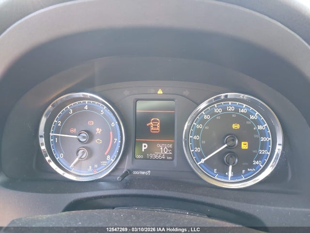 2T1BURHE3KC245952 Toyota COROLLA CE