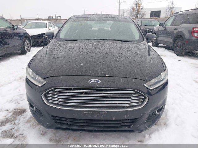 1FA6P0H72F5119385 Ford FUSION SE
