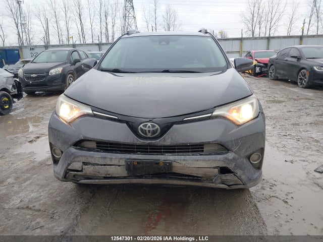 Toyota Rav4 Xle 2017 2T3WFREV7HW385579 Image 12