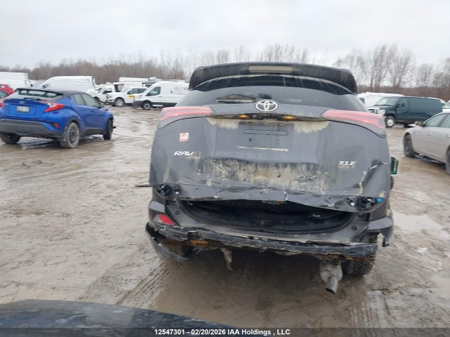 Toyota Rav4 Xle 2017 2T3WFREV7HW385579 Image 16