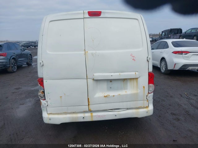 3N6CM0KN8FK690735 Nissan Nv200 S/sv