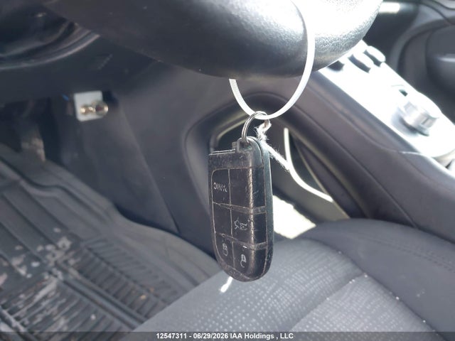 12547311 :رقم المزاد ، 1C3CCCFB2FN682457 vin ، 2015 Chrysler 200 Lx مزاد بيع
