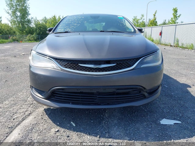 12547311 :رقم المزاد ، 1C3CCCFB2FN682457 vin ، 2015 Chrysler 200 Lx مزاد بيع