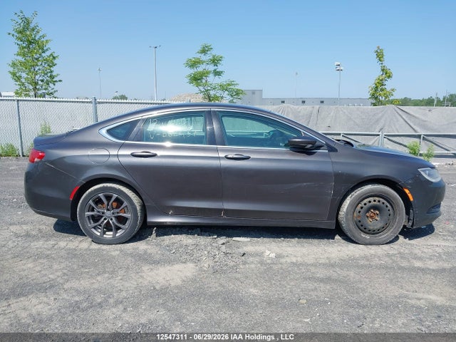 12547311 :رقم المزاد ، 1C3CCCFB2FN682457 vin ، 2015 Chrysler 200 Lx مزاد بيع