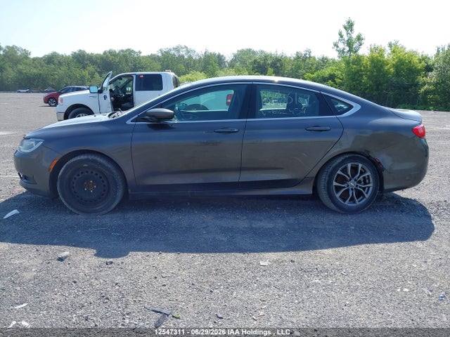 12547311 :رقم المزاد ، 1C3CCCFB2FN682457 vin ، 2015 Chrysler 200 Lx مزاد بيع