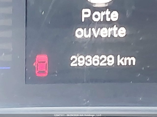 12547311 :رقم المزاد ، 1C3CCCFB2FN682457 vin ، 2015 Chrysler 200 Lx مزاد بيع