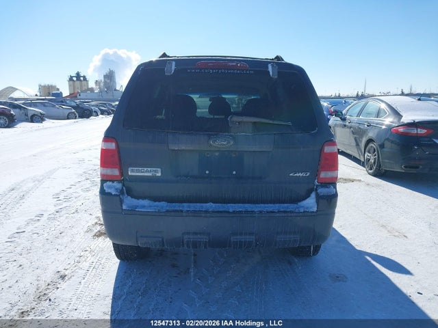 12547313 :رقم المزاد ، 1FMCU93118KD37928 vin ، 2008 Ford Escape Xlt مزاد بيع