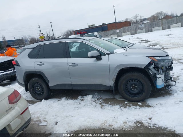 2T3R1RFV9RC442491 Toyota Rav4 Xle