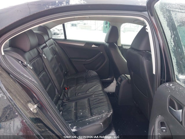 3VWL07AJ8FM321283 Volkswagen JETTA SEL