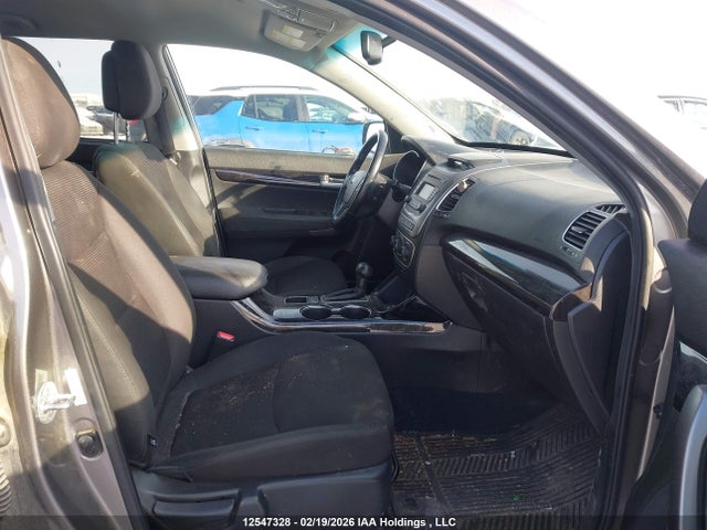 KIA Sorento Lx V6 2015 5XYKTDA78FG587912 Image 5