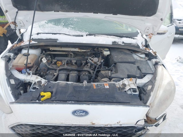 1FADP3K29HL300956 Ford FOCUS SE