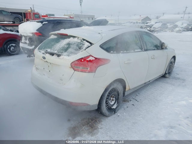 1FADP3K29HL300956 Ford FOCUS SE
