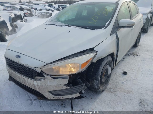 1FADP3K29HL300956 Ford FOCUS SE