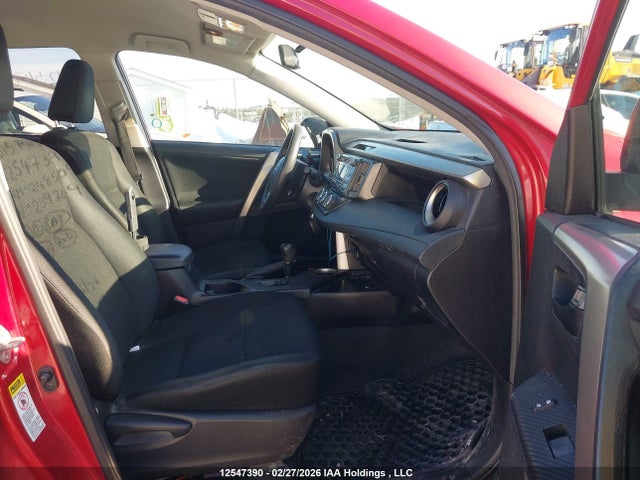 12547390 :رقم المزاد ، 2T3BFREV5FW239709 vin ، 2015 Toyota Rav4 Le مزاد بيع