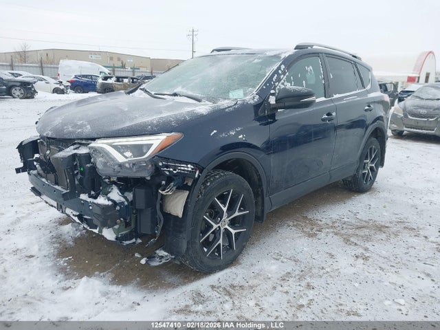 Toyota RAV4 SE 2018 2T3JFREV1JW795147 Image 2