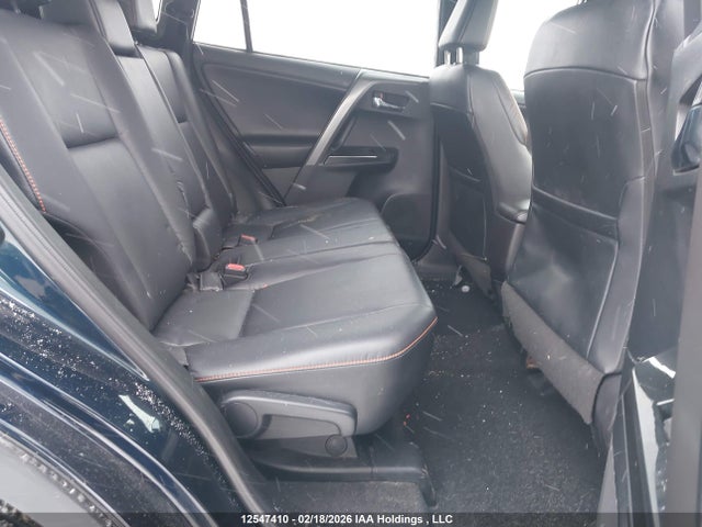 Toyota RAV4 SE 2018 2T3JFREV1JW795147 Image 8
