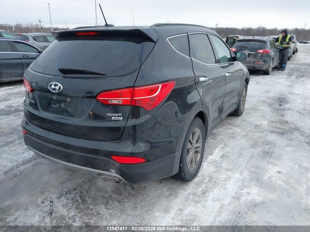 5XYZUDLB2FG264078 Hyundai SANTA FE SPORT
