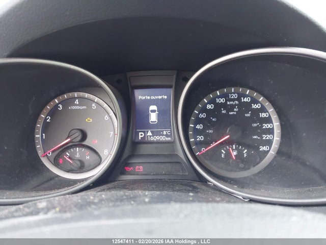 5XYZUDLB2FG264078 Hyundai SANTA FE SPORT
