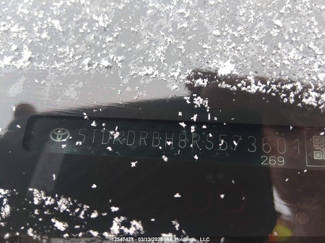 5TDKDRBH8RS573601 Toyota Highlander Xse