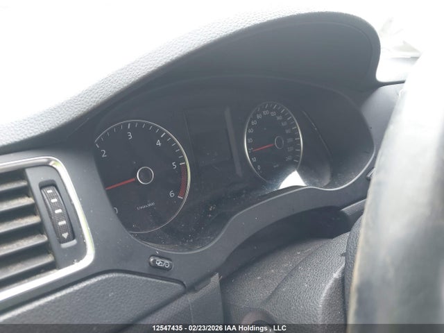 3VWDL7AJ3EM266428 Volkswagen Jetta
