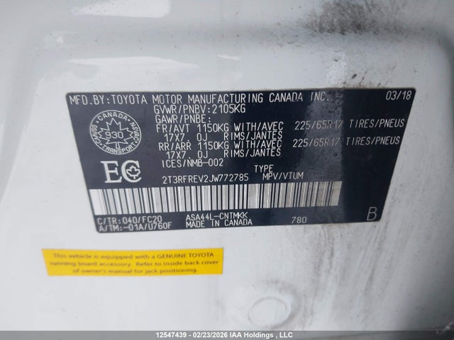 2T3RFREV2JW772785 Toyota Rav4 Adventure/xle
