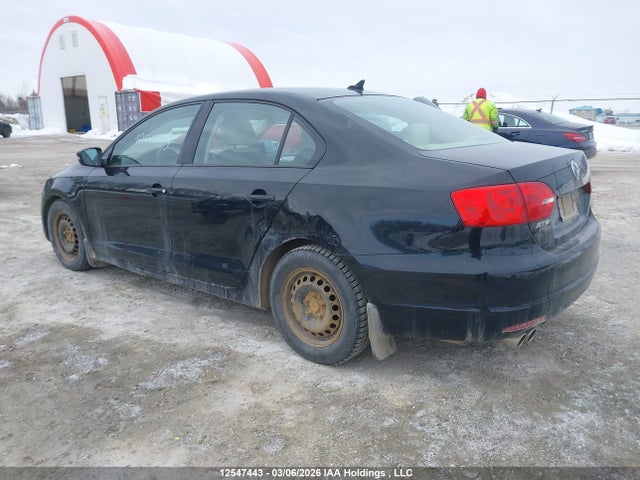 12547443 :رقم المزاد ، 3VWBX7AJ6DM435965 vin ، 2013 Volkswagen Jetta Se مزاد بيع