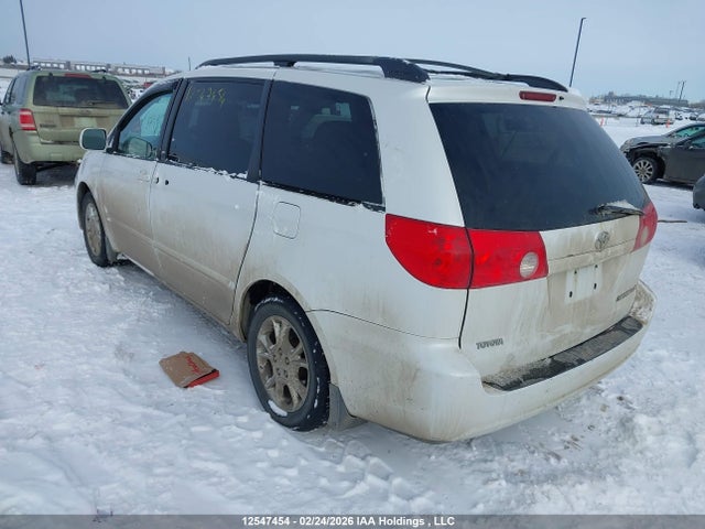 2006 Toyota Sienna Xle V6 მანქანა იყიდება აუქციონზე, vin: 5TDZA22C46S429400, აუქციონის ნომერი: 12547454