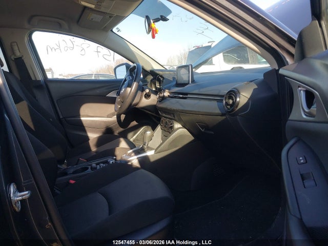 JM1DKDB73G0130944 Mazda CX-3