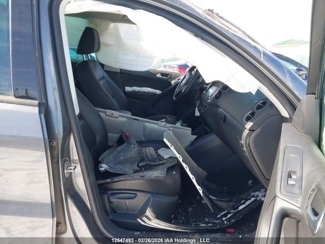 WVGJV3AX7EW579684 Volkswagen Tiguan S/se/sel/r-line