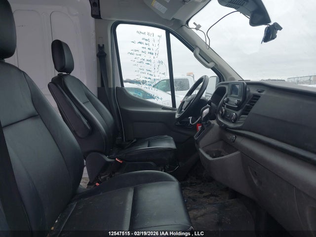 1FTBR3U80NKA25945 Ford Transit T-250