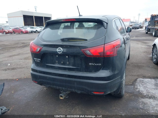 JN1BJ1CR3JW283176 Nissan Qashqai S/sl/sv