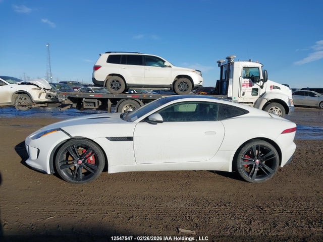 SAJXA6AT3G8K25419 Jaguar F-Type