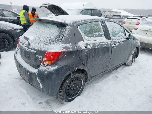 VNKKTUD37GA070778 Toyota Yaris Se