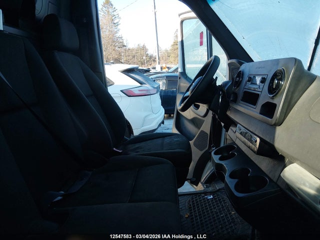 W1Y4EBHYXLP249017 Mercedes-Benz Sprinter 2500 Standard Roof V6