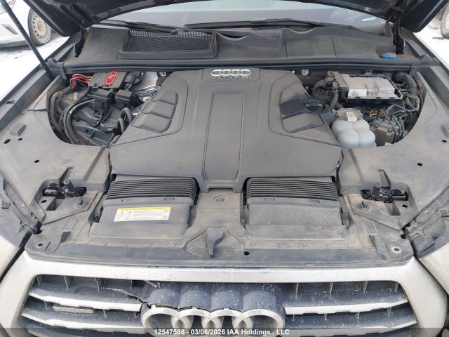 WA1WAAF75JD016586 Audi Q7 3.0t Technik