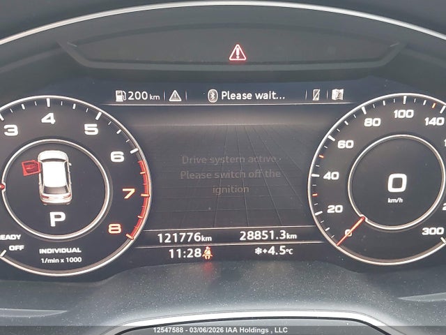 WA1WAAF75JD016586 Audi Q7 3.0t Technik