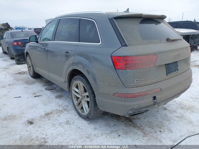 WA1WAAF75JD016586 Audi Q7 3.0t Technik