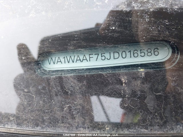 WA1WAAF75JD016586 Audi Q7 3.0t Technik
